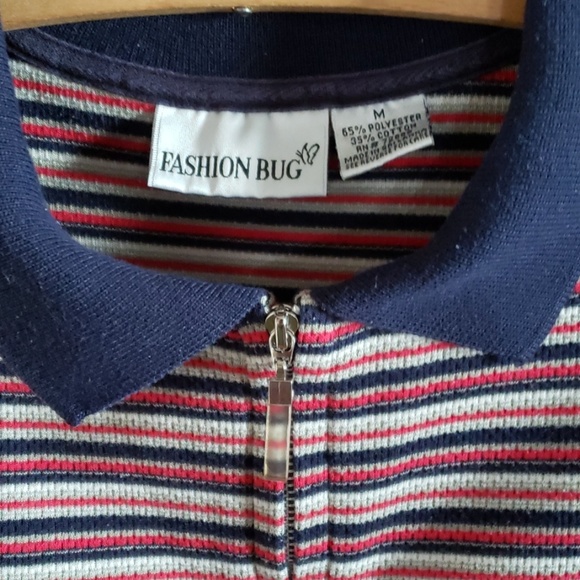 Vintage Y2k Preppy Sleeveless Polo Shirt - Picture 2 of 4